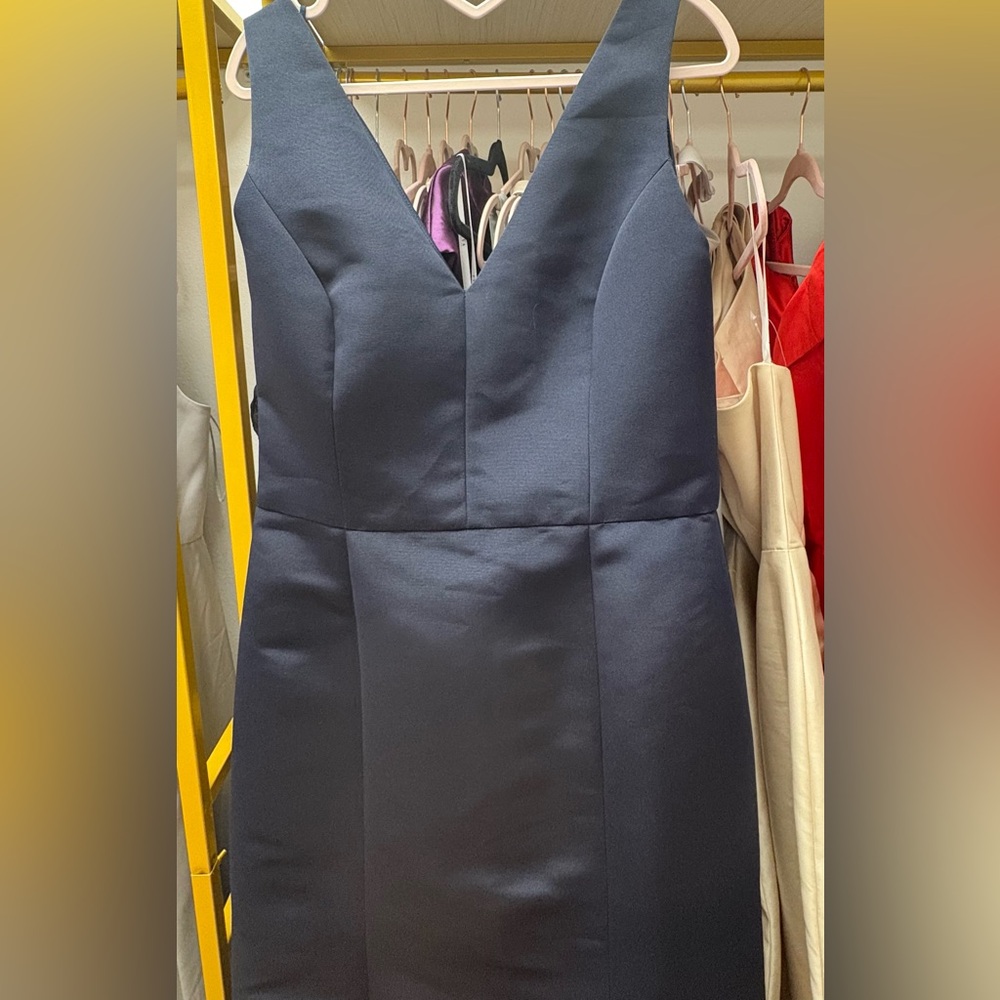 Amsale Mackayla in navy Faille